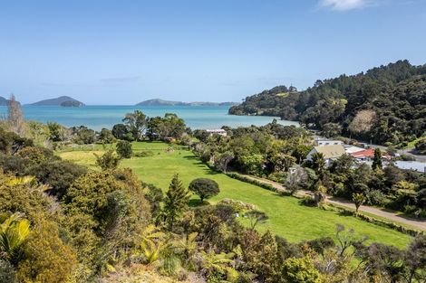 Photo of property in 258 Colville Road, Coromandel, 3584