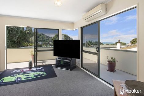 Photo of property in 42 Ocean View Road, Waihi Beach, 3611