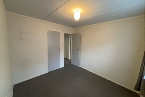 Photo of property in 31 Cumberland Street, Merrilands, New Plymouth, 4312