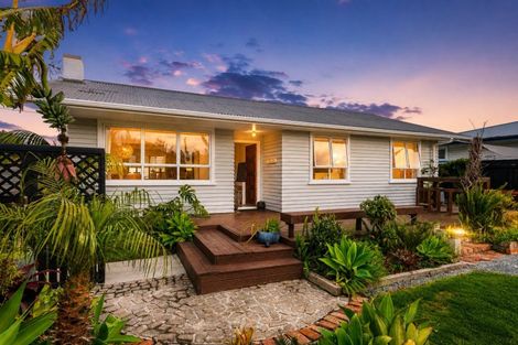 Photo of property in 24 Gordon Street, Mangapapa, Gisborne, 4010