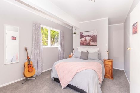 Photo of property in 52 Oriel Avenue, Tawa, Wellington, 5028