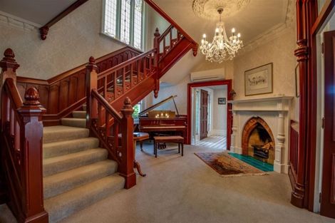 Photo of property in Chilcombe Homestead, 4 Medbury Terrace, Fendalton, Christchurch, 8041