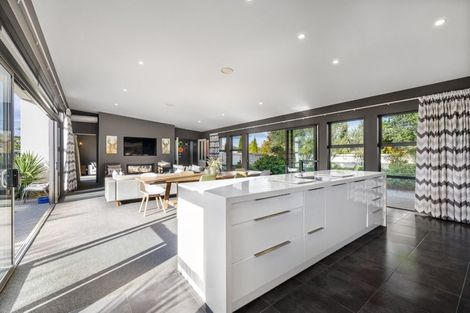 Photo of property in 2 Oakley Drive, Prebbleton, 7604