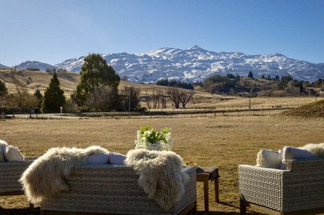 Photo of property in 12 Fitzpatrick Road, Dalefield, Queenstown, 9371