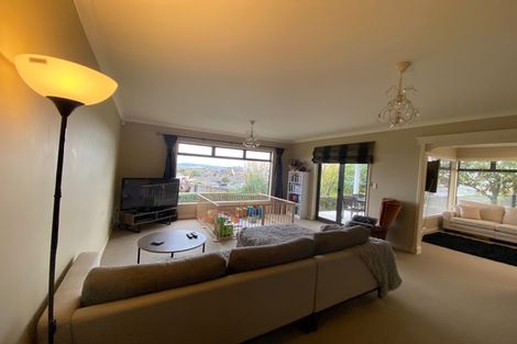 Photo of property in 12 Bishopsworth Way, Huntington, Hamilton, 3210