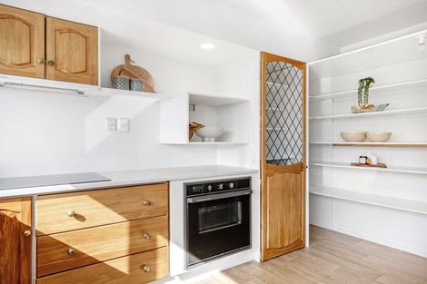 Photo of property in 221a Ngatai Road, Otumoetai, Tauranga, 3110