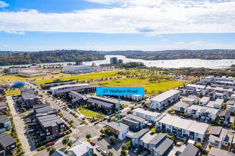 Photo of property in 37 Wallace Road, Hobsonville, Auckland, 0616