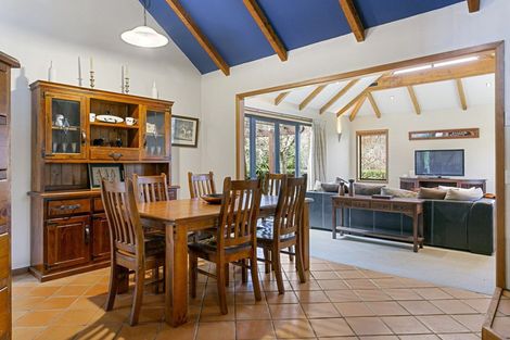 Photo of property in 200 Gillespie Place, Acacia Bay, Taupo, 3385