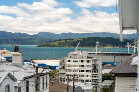 Photo of property in 29 Newman Terrace, Thorndon, Wellington, 6011