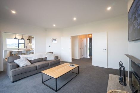 Photo of property in 30 Westwood Drive, Aokautere, Palmerston North, 4471