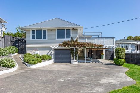 Photo of property in 31 Kawiu Road, Levin, 5510