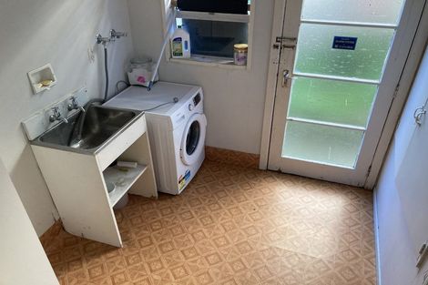 Photo of property in 27 Rhine Street, Island Bay, Wellington, 6023