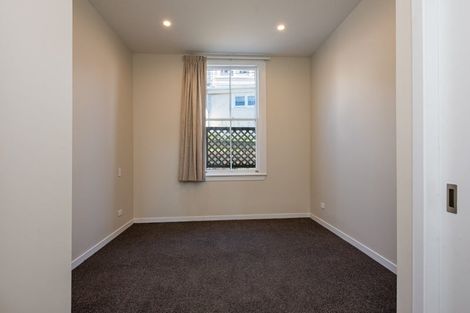 Photo of property in 35 Hankey Street, Mount Cook, Wellington, 6011