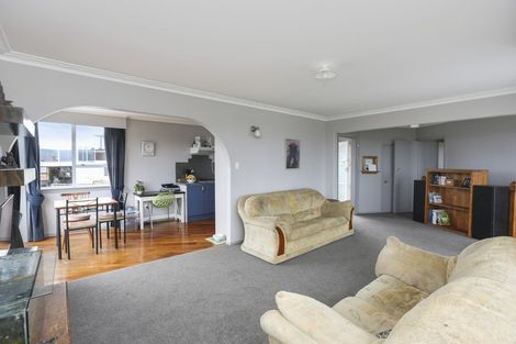 Photo of property in 15 Mount View Place, Spotswood, New Plymouth, 4310