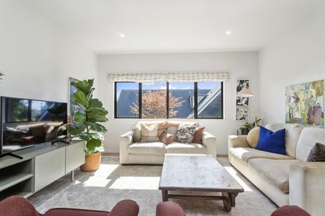 Photo of property in 5b Northboro Road, Hauraki, Auckland, 0622