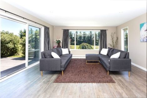 Photo of property in 27 Tupelo Place, Swannanoa, Rangiora, 7476