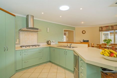 Photo of property in 4 Pelican Place, Whitianga, 3510