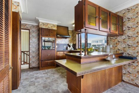 Photo of property in 114 Bramley Drive, Farm Cove, Auckland, 2012