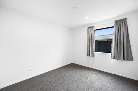 Photo of property in 2 Fable Way, Leamington, 3432