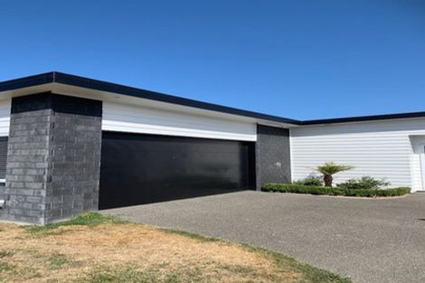Photo of property in 48 Cupples Street, Papamoa Beach, Papamoa, 3118