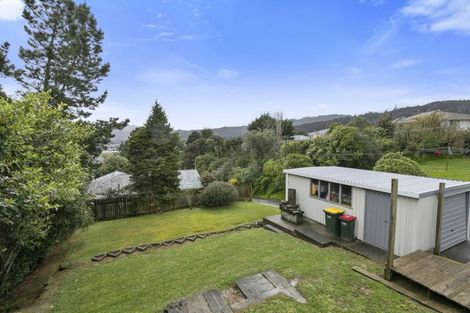 Photo of property in 31 August Street, Stokes Valley, Lower Hutt, 5019