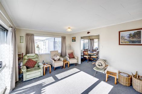 Photo of property in 8 Cardiff Place, Tamatea, Napier, 4112