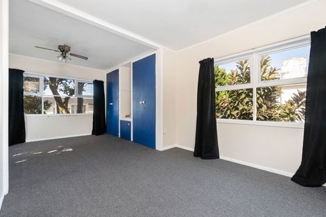 Photo of property in 154 Hepburn Road, Glendene, Auckland, 0602