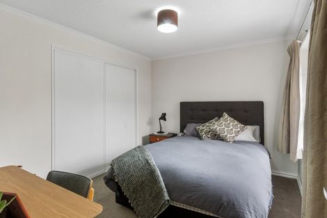 Photo of property in 2/84 Memorial Avenue, Ilam, Christchurch, 8053