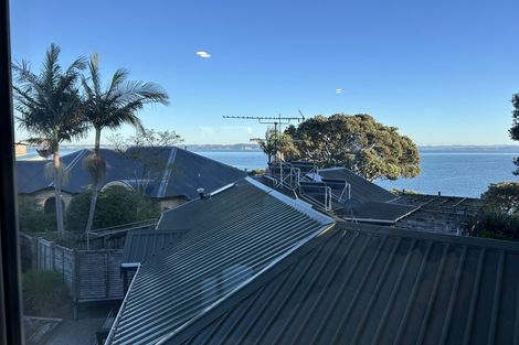 Photo of property in 38 Pacific Parade, Army Bay, Whangaparaoa, 0930