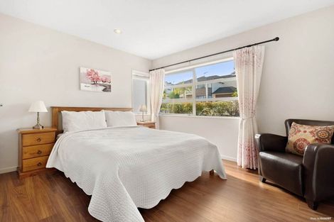 Photo of property in 17 Wye Oak Drive, Schnapper Rock, Auckland, 0632