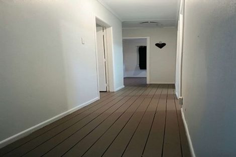 Photo of property in 57 Kayes Road, Pukekohe, 2120