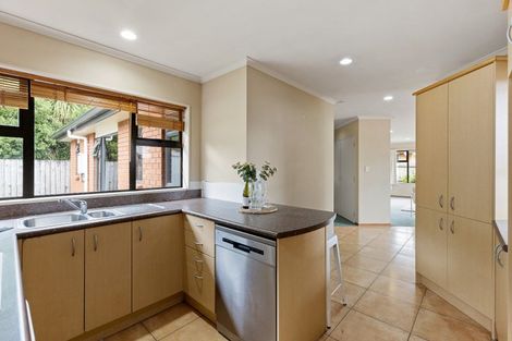 Photo of property in 50 Nielsen Gardens, Rototuna, Hamilton, 3210