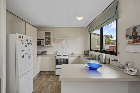 Photo of property in 6a Doncaster Drive, Papamoa Beach, Papamoa, 3118