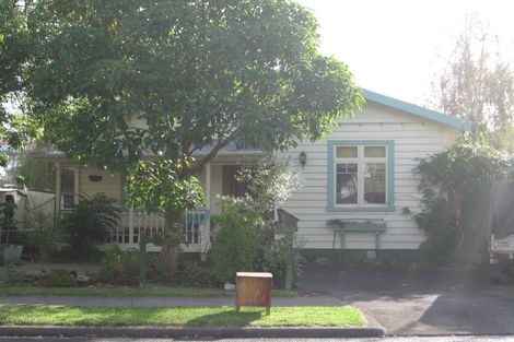 Photo of property in 55 Kamara Road, Glen Eden, Auckland, 0602