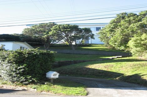 Photo of property in 109 Black Rock Road, Newlands, Wellington, 6037