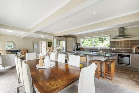 Photo of property in 8 Tranquil Glade, Hillcrest, Auckland, 0627