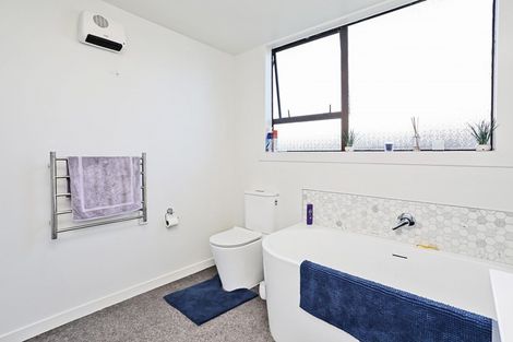 Photo of property in 124 Moulson Street, Strathern, Invercargill, 9812