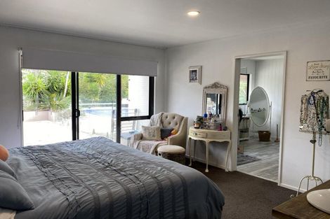 Photo of property in 343 Whitehills Road, Waitoki, 0994