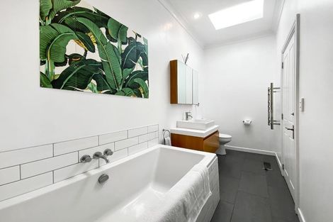 Photo of property in 55 Mckinley Crescent, Brooklyn, Wellington, 6021