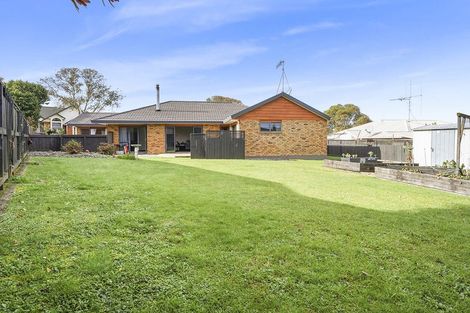 Photo of property in 5 Guernsey Place, Grandview Heights, Hamilton, 3200