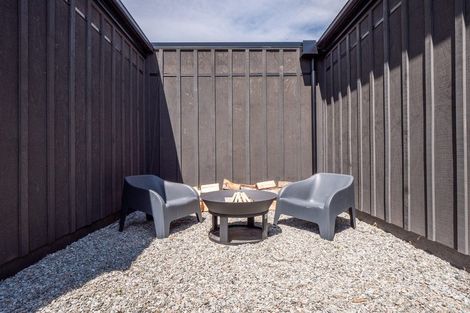 Photo of property in 6 Kerrera Lane, Jacks Point, Queenstown, 9371