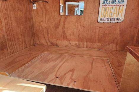 Photo of property in 105 Lone Kauri Road, Karekare, New Lynn, 0772