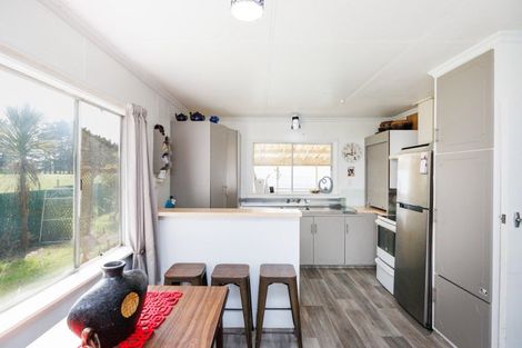 Photo of property in 2066 Tangimoana Road, Tangimoana, Palmerston North, 4473