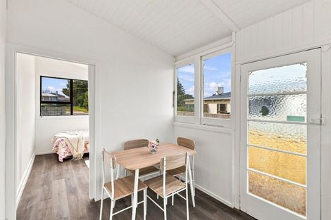 Photo of property in 77 Cornfoot Street, Castlecliff, Whanganui, 4501