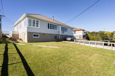 Photo of property in 120 Middleton Road, Corstorphine, Dunedin, 9012