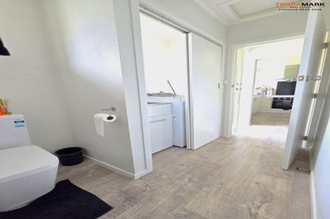 Photo of property in 21 Totara Park Road, Clouston Park, Upper Hutt, 5018