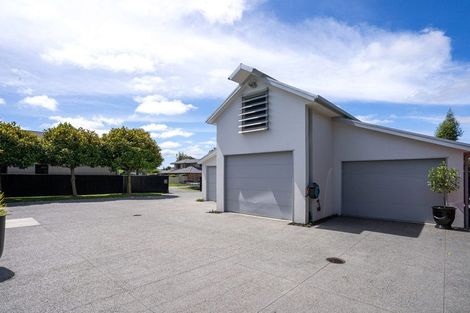Photo of property in 4 Leabridge Mews, Harewood, Christchurch, 8051