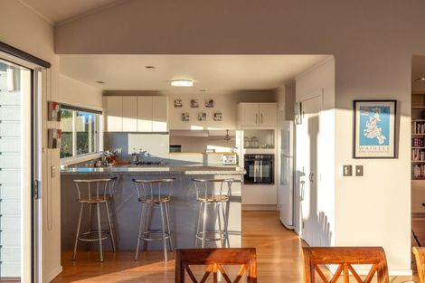 Photo of property in 23 Garratt Road, Waiheke Island, 1971