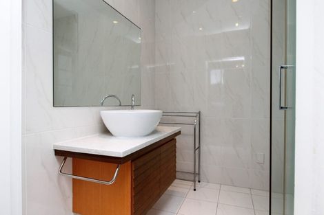 Photo of property in 9 Awanui Street, Birkenhead, Auckland, 0626