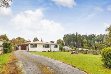 Photo of property in 2 Lind Street, Kimbolton, 4777